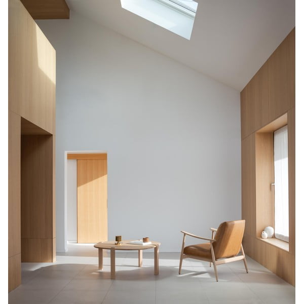 Natúr színű tölgyfa kerek dohányzóasztal ø 100 cm Kulin – Gazzda-image-3