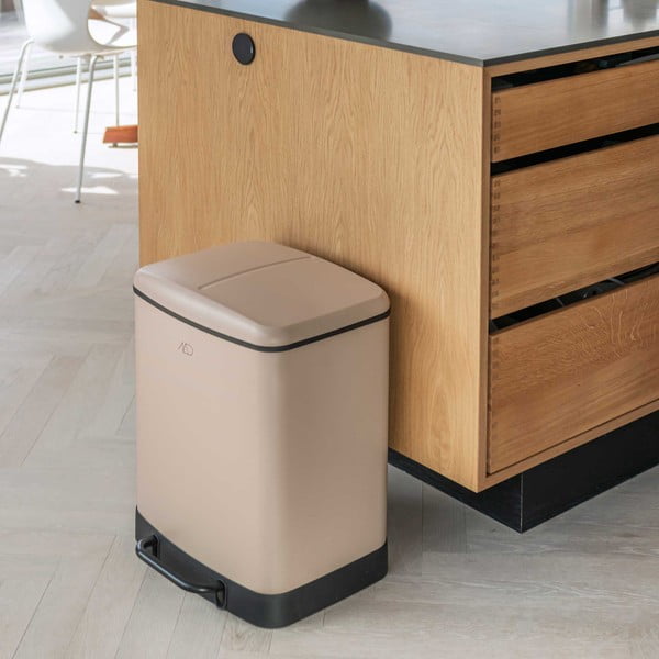 Bézs fém pedálos szelektív szemetes 24 l Wonda – Mette Ditmer Denmark-image-2
