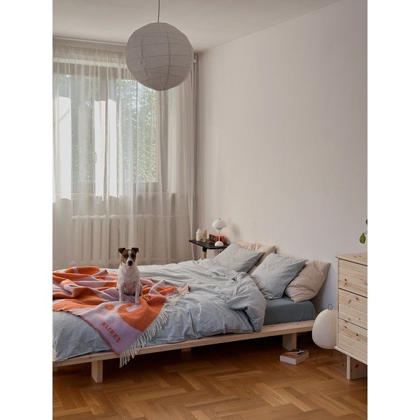 Borovi fenyő franciaágy ágyráccsal 160x200 cm Japan – Karup Design-image-1