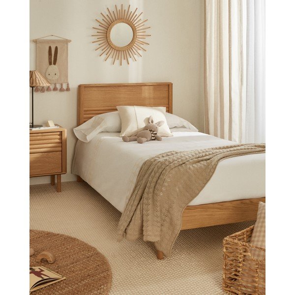 Natúr színű tölgyfa egyszemélyes ágy ágyráccsal 90x200 cm Lenon – Kave Home-image-1