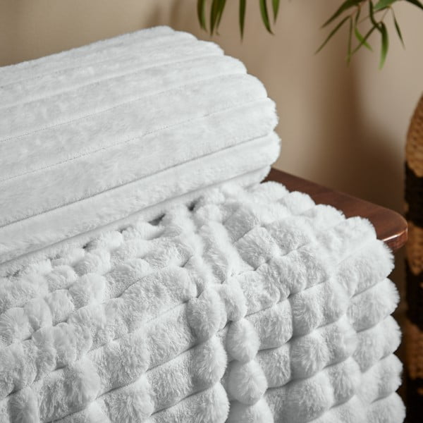 Fehér mikroplüss takaró 130x170 cm Cosy Ribbed – Catherine Lansfield-image-2