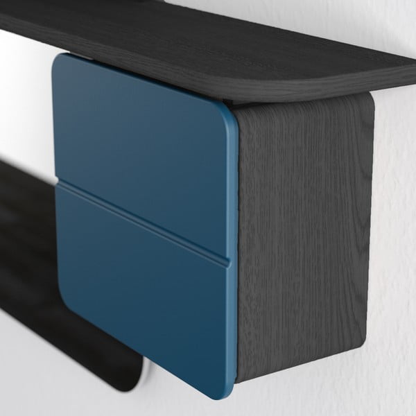 Petróleumkék-fekete előszoba bútor tölgyfa dekorral One More Look – UMAGE-image-3