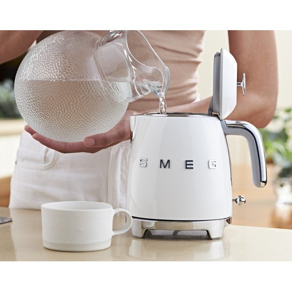 Fehér rozsdamentes acél vízforraló 800 ml Retro Style – SMEG-image-1