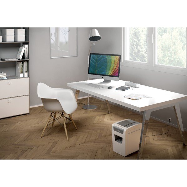 IQ Home Office iratmegsemmisítő, 38 x 26 cm - Leitz-image-3