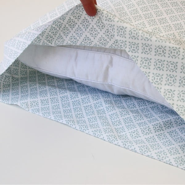 Basic 2 db-os fekete párnahuzat szett, 50 x 80 cm - Happy Friday-image-1