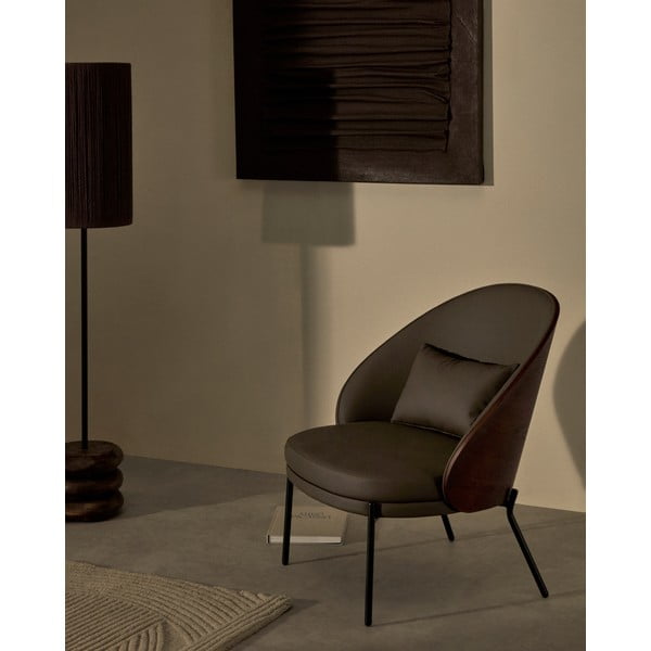 Barna bőrutánzat fotel Eamy – Kave Home-image-1
