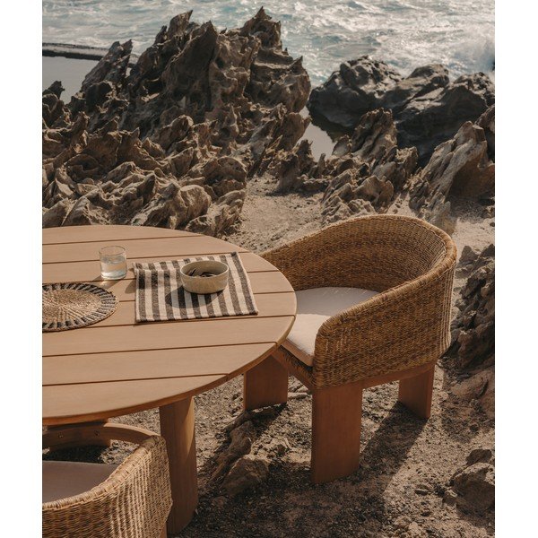 Natúr színű párnázott-rattan kerti szék Xoriguer – Kave Home-image-1