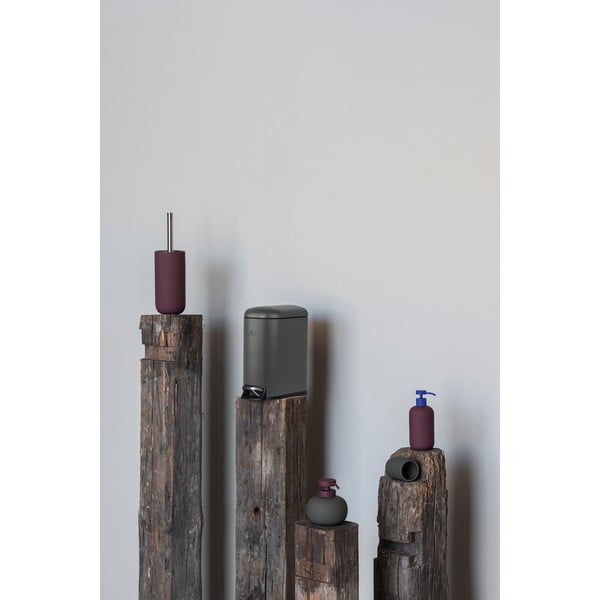 Sötétlila kerámia szappanadagoló 120 ml Lotus Play – Mette Ditmer Denmark-image-4