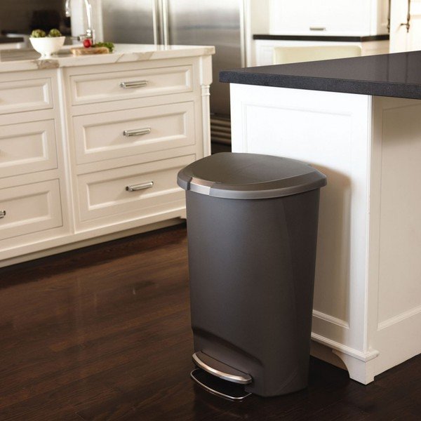 Sötétszürke műanyag pedálos szemetes 50 l – simplehuman-image-1