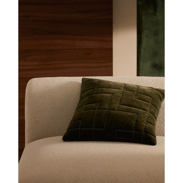 Bársony párnahuzat 45x45 cm Prila – Kave Home-image-1