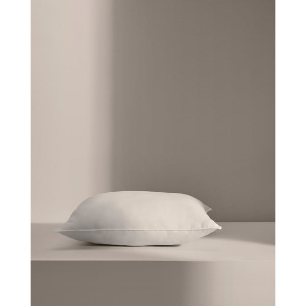 Párna 50x50 cm Fluff – Kave Home-image-2