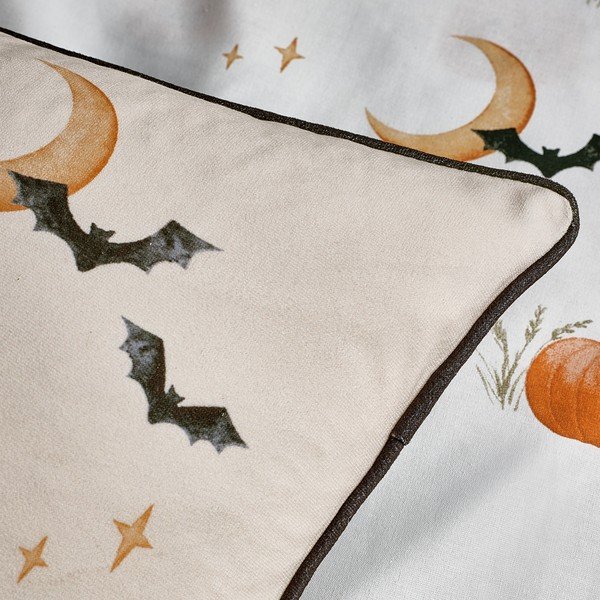 Díszpárna Halloween mintával 45x45 cm Halloween Highland Cow – Catherine Lansfield-image-2