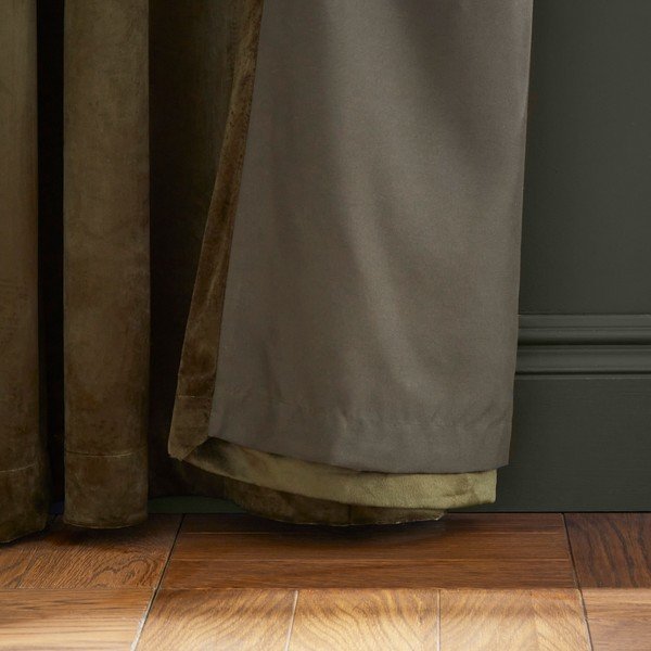 Khaki bársony dimout (részleges sötétítő) függöny szett 2 db-os 168x229 cm Kingsley – Catherine Lansfield-image-2