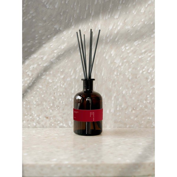 Aromadiffúzor #90 Pink Pepper, Poppy, Sandalwood – Perfumed Prague