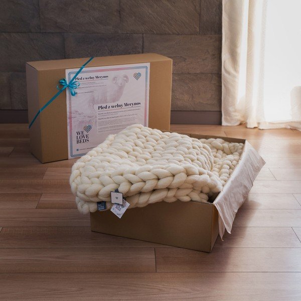 Krémszínű kézzel kötött merinói gyapjú pléd, 180 x 140 cm - WeLoveBeds-image-1