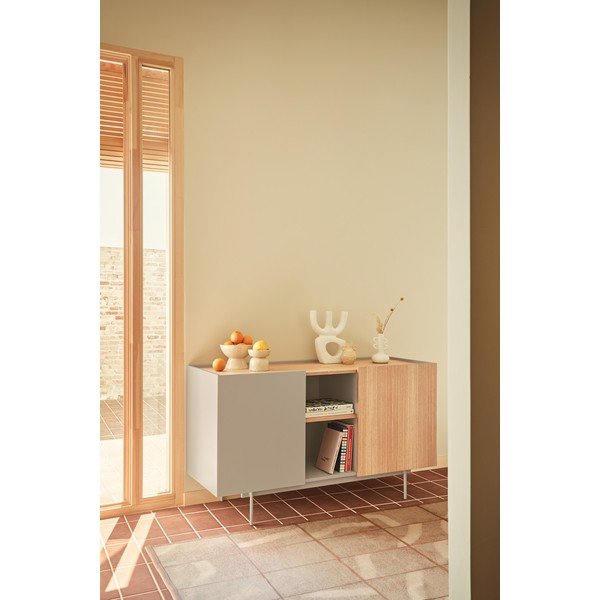 Bézs-natúr színű alacsony komód tölgyfa dekorral 130x78 cm Otto – Teulat-image-1