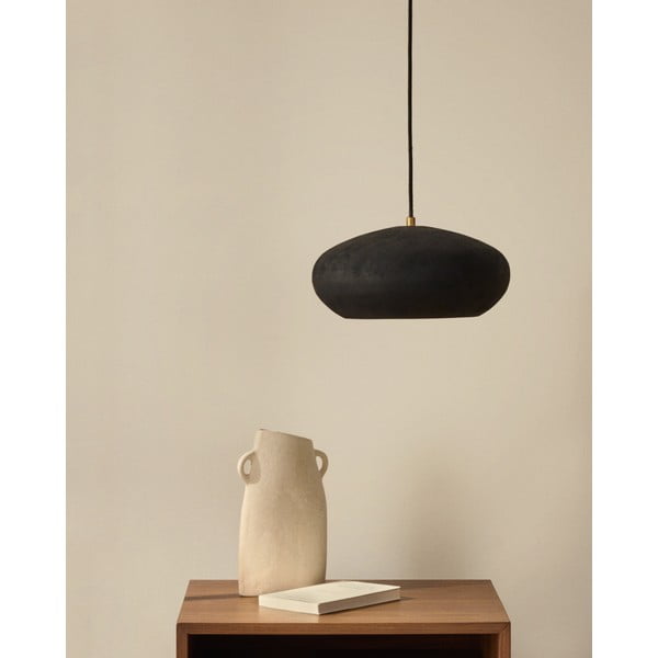 Fekete függőlámpa fém búrával ø 30 cm Inda – Kave Home-image-1