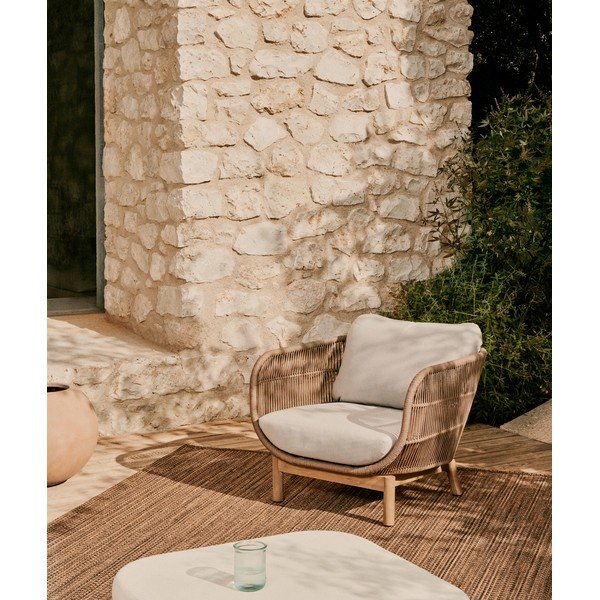 Bézs fém-párnázott kerti fotel Catalina – Kave Home-image-1