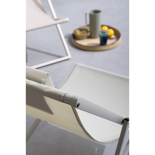 Szürkésbarna fém kerti napozóágy Taylor – Bizzotto-image-4