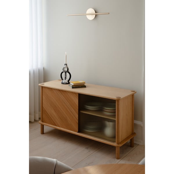 Natúr színű tölgyfa tálalószekrény tolóajtóval 135x73,5x48 cm Italic – UMAGE-image-1