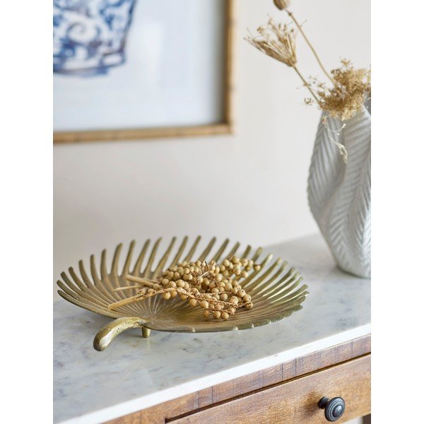 Fém dekoratív tál 30x33 cm Lillie – Bloomingville-image-1