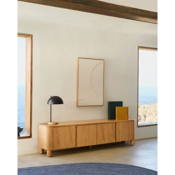 Natúr színű TV-állvány kőrisfa dekorral 200x52x40 cm Salaya – Kave Home-image-1