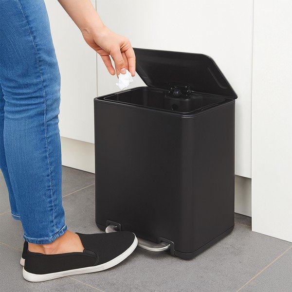 Fekete rozsdamentes acél pedálos szemetes 20 l Black – Orion-image-1