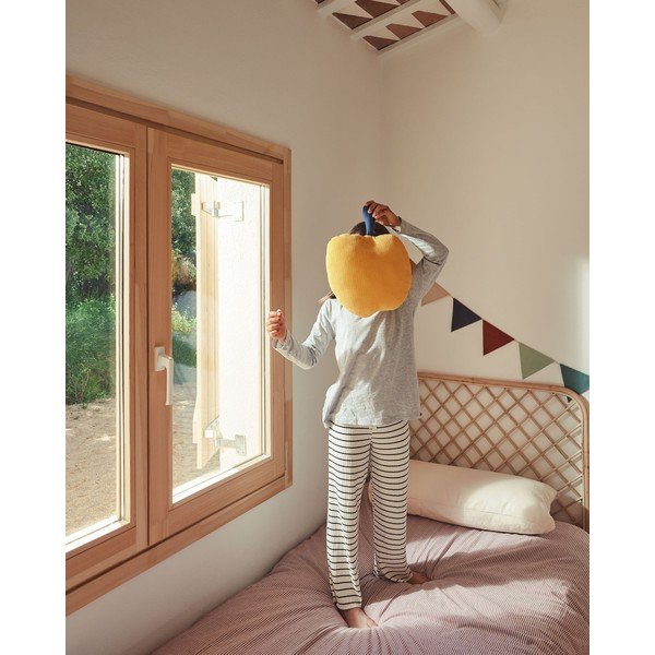 Gyerek párna Amarantha – Kave Home-image-3