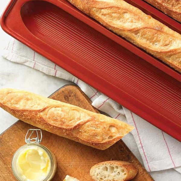 Piros bagett sütőforma - Emile Henry-image-1