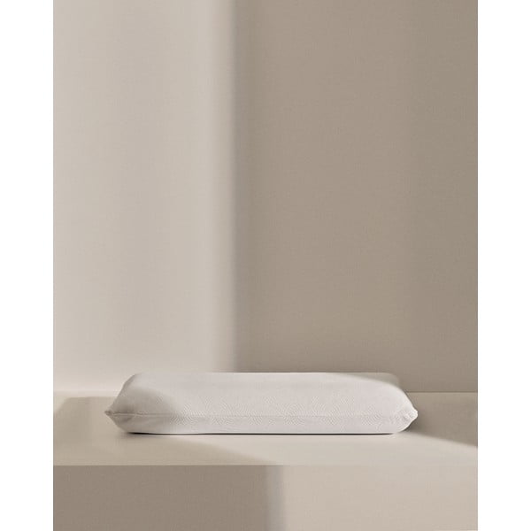 Anatómiai párna memóriahab töltettel 33x70 cm Sasa – Kave Home-image-1