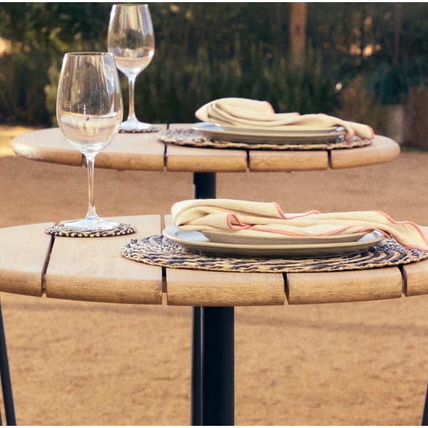 Fekete-natúr színű kerek dohányzóasztal akácfa asztallappal ø 43 cm Saura – Kave Home-image-1