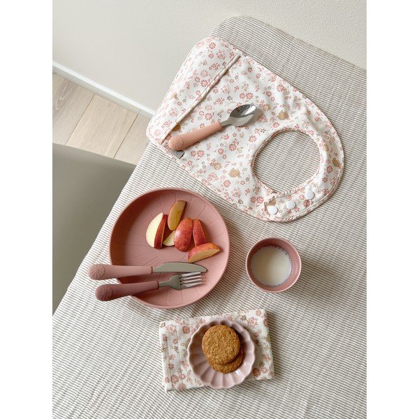 Piros-lazacszínű szilikon gyerek evőeszköz szett 3 db-os Rose Mix – Cam Cam Copenhagen-image-4