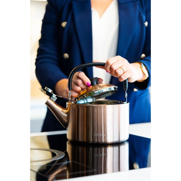 Rézszínű rozsdamentes acél vízforraló kanna 1,5 l Diamante – Vialli Design-image-2