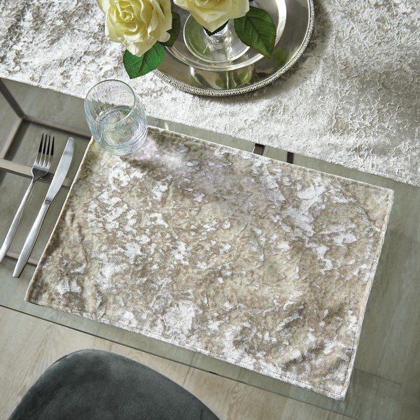 Textil tányéralátét szett 2 db-os 46x30 cm Crushed Velvet – Catherine Lansfield-image-1