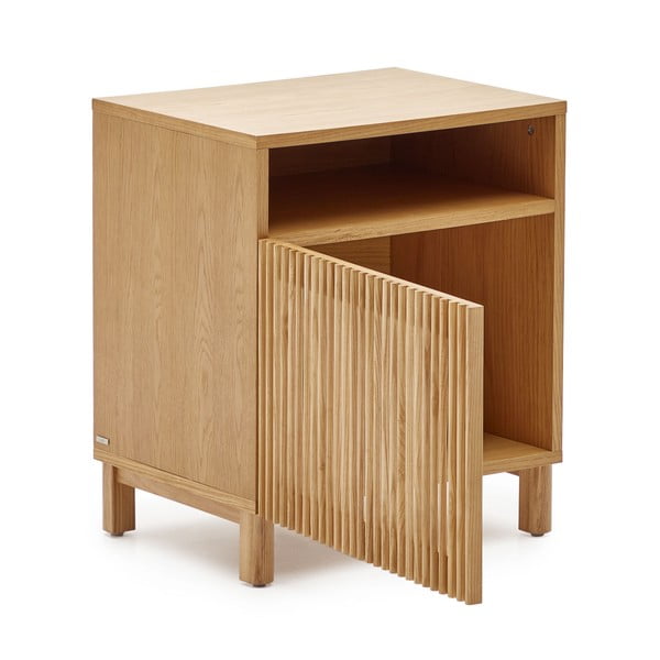 Natúr színű éjjeliszekrény tölgyfa dekorral Beyla – Kave Home-image-4