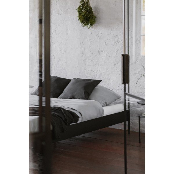 Fekete acél franciaágy ágytámla nélkül-baldachinos ágyráccsal 200x200 cm Eton – noo.ma-image-4