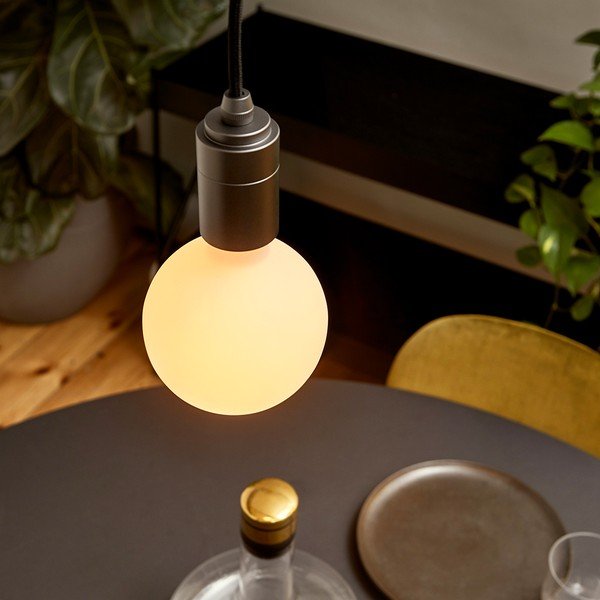 Meleg színű LED izzó E27, 7 W Sphere – tala-image-1