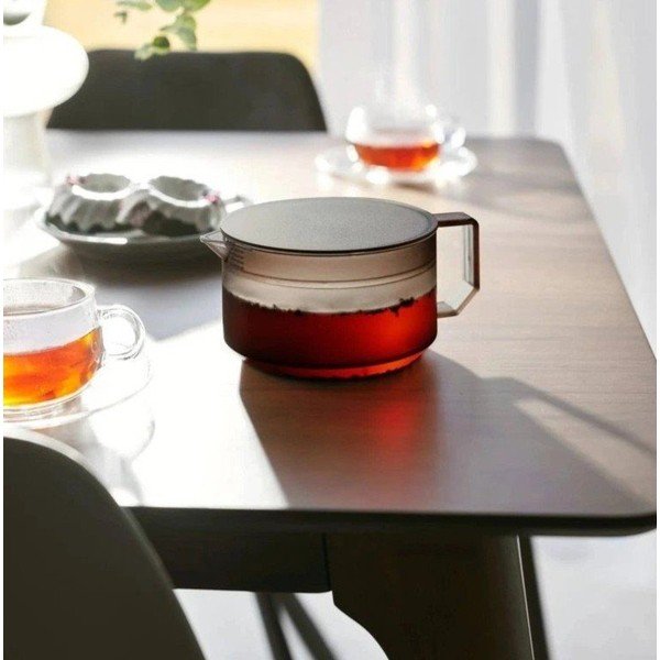 Fekete műanyag teáskanna szűrővel 600 ml Tower – YAMAZAKI-image-1