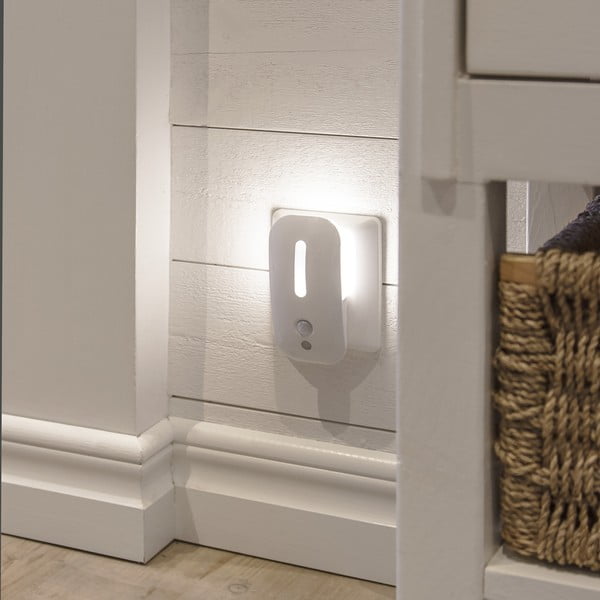 Fehér LED éjjeli fény mozgásérzékelővel - Star Trading-image-1