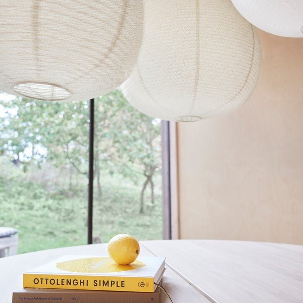 Elefántcsont színű lámpabúra ø 38 cm Kojo – OYOY Living Design-image-1