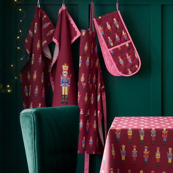 Pamut kötény karácsonyi mintával Christmas Nutcracker – Catherine Lansfield-image-2