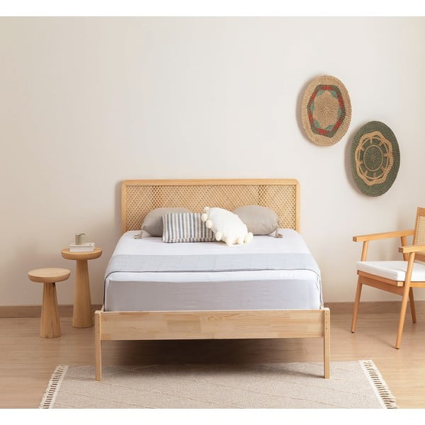 Natúr színű lucfenyő egyszemélyes ágy ágyráccsal 90x200 cm Izabelya – Kalune Design-image-2