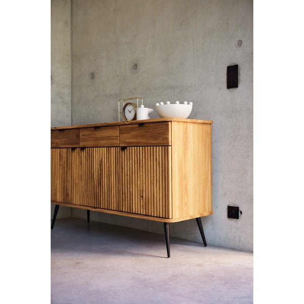 Natúr színű tölgyfa alacsony komód 144x87 cm Kula – The Beds-image-1