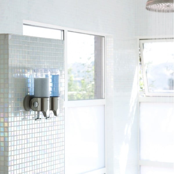 Ezüstszínű fali szappanadagoló rozsdamentes acélból 880 ml - simplehuman-image-3