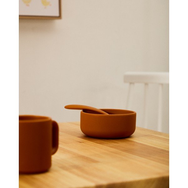 Szilikon gyerek étkészlet 2 db-os Lili – Kave Home-image-1