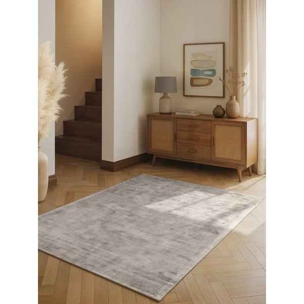 Szürke kézi szövésű viszkóz szőnyeg 80x150 cm Noemi – Vikosa-image-1