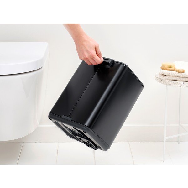 Matt fekete acél pedálos szemetes 7 l Bo – Brabantia-image-2