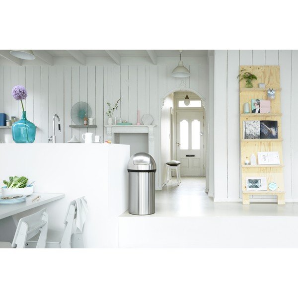 Matt ezüstszínű acél szemetes 60 l Push Bin – Brabantia-image-1