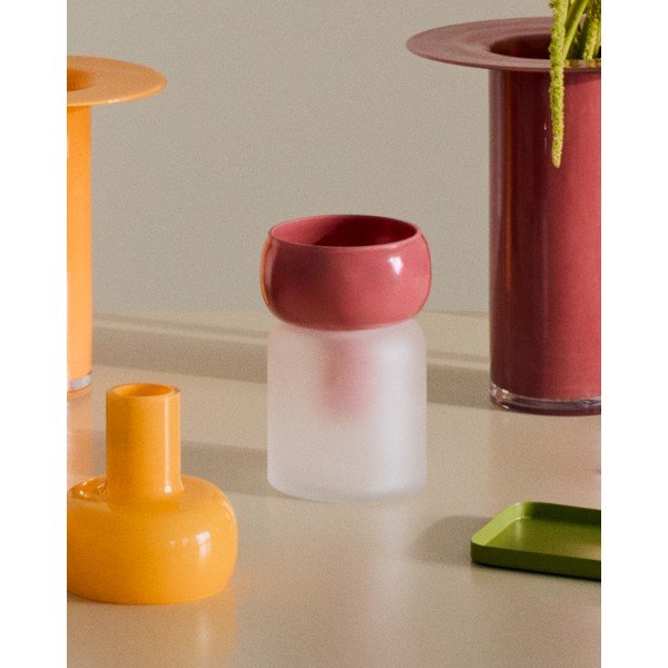 Rózsaszín üveg váza (magasság 19 cm) Kelse – Kave Home-image-1