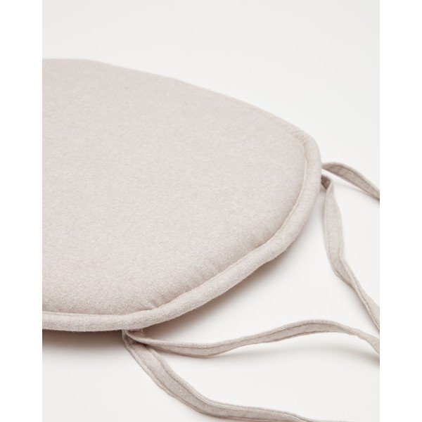 Mikroszálas székpárna 43x43 cm Romane – Kave Home-image-2